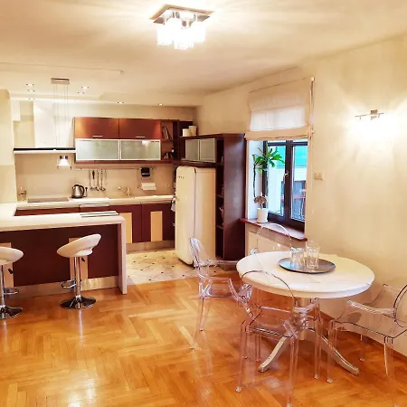 Apartment Cosmopolitan By Cracow Moods